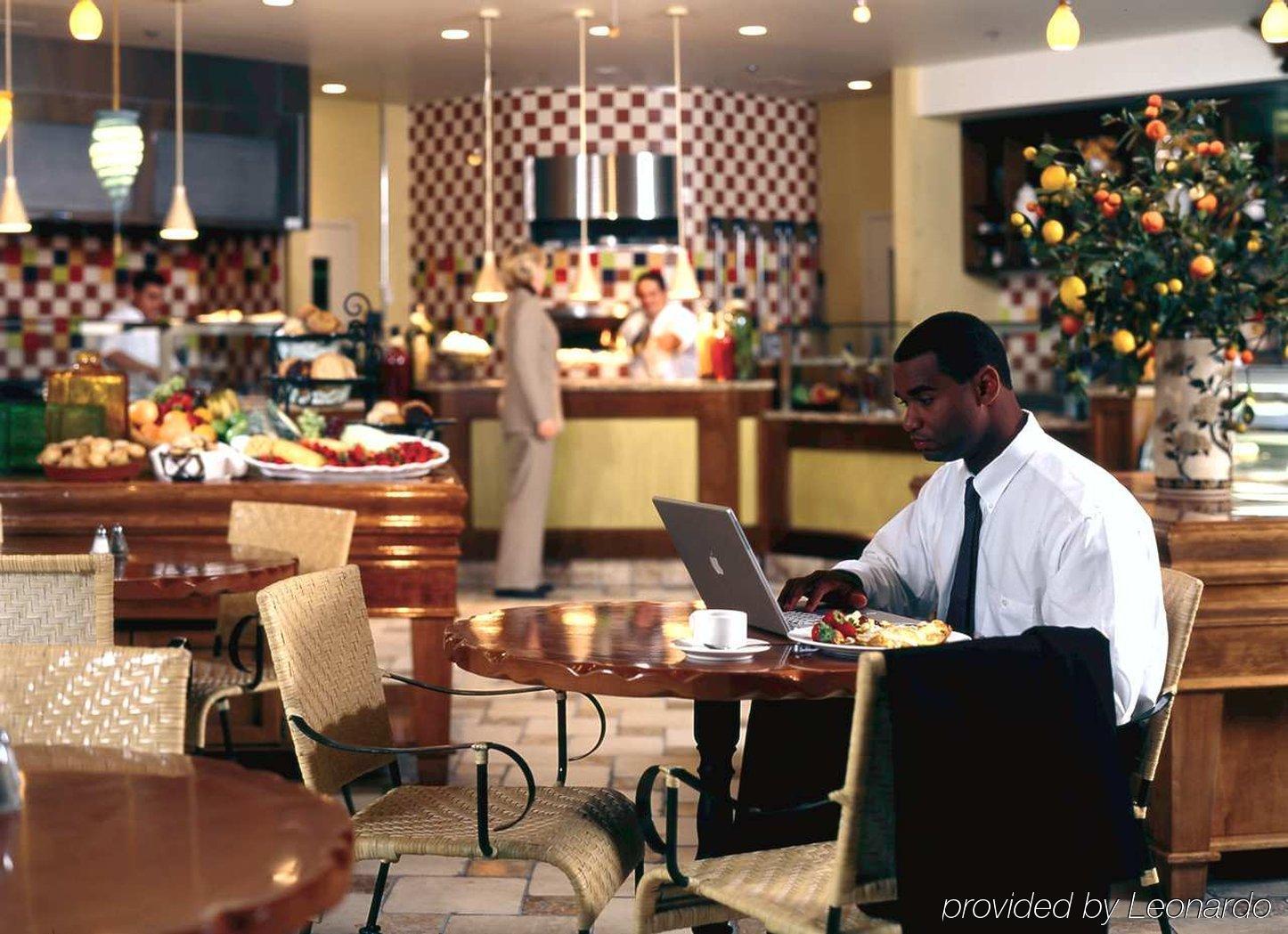 Embassy Suites Philadelphia - Center City Restoran gambar